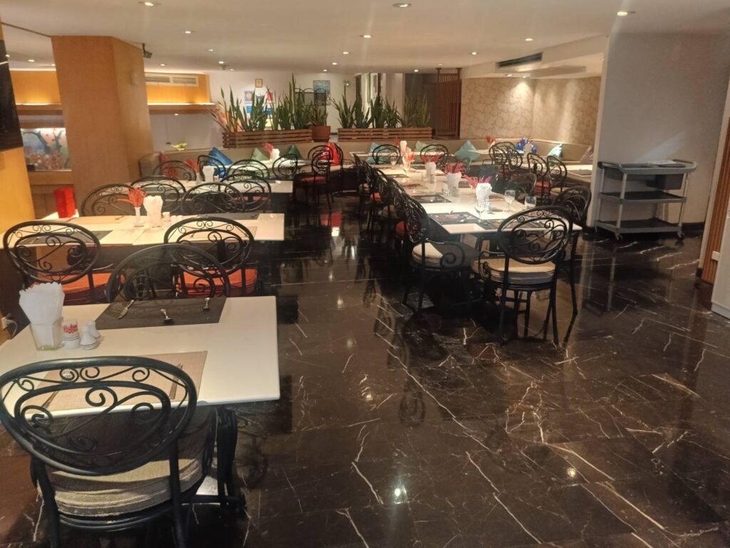 タイパンホテル・朝食会場